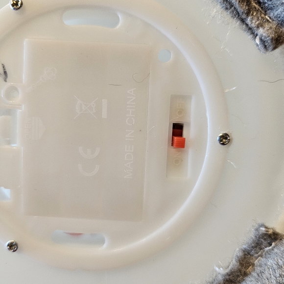 Juegoal 11" Lighted Christmas Gnome Santa, Light Up Elf Holiday Present, Battery - Picture 5 of 7